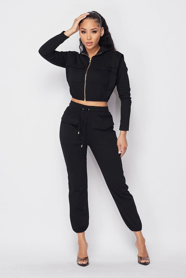 Black shoulder pad jogger set