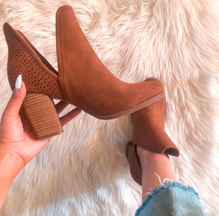 Call it Spring Brown Vegan Heeled Booties Sz 8